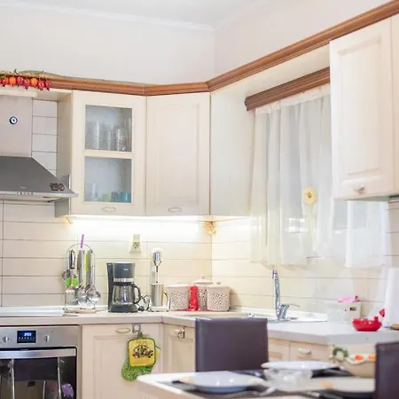 Nespola House Mantouki
