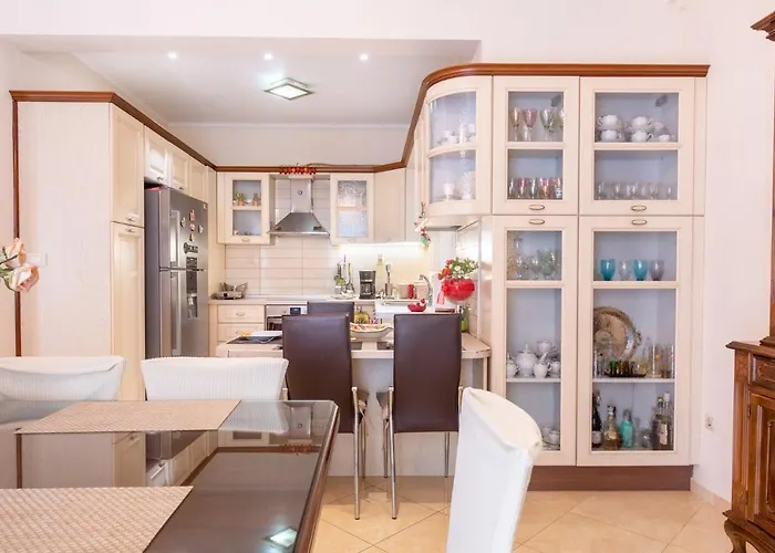 Nespola House *